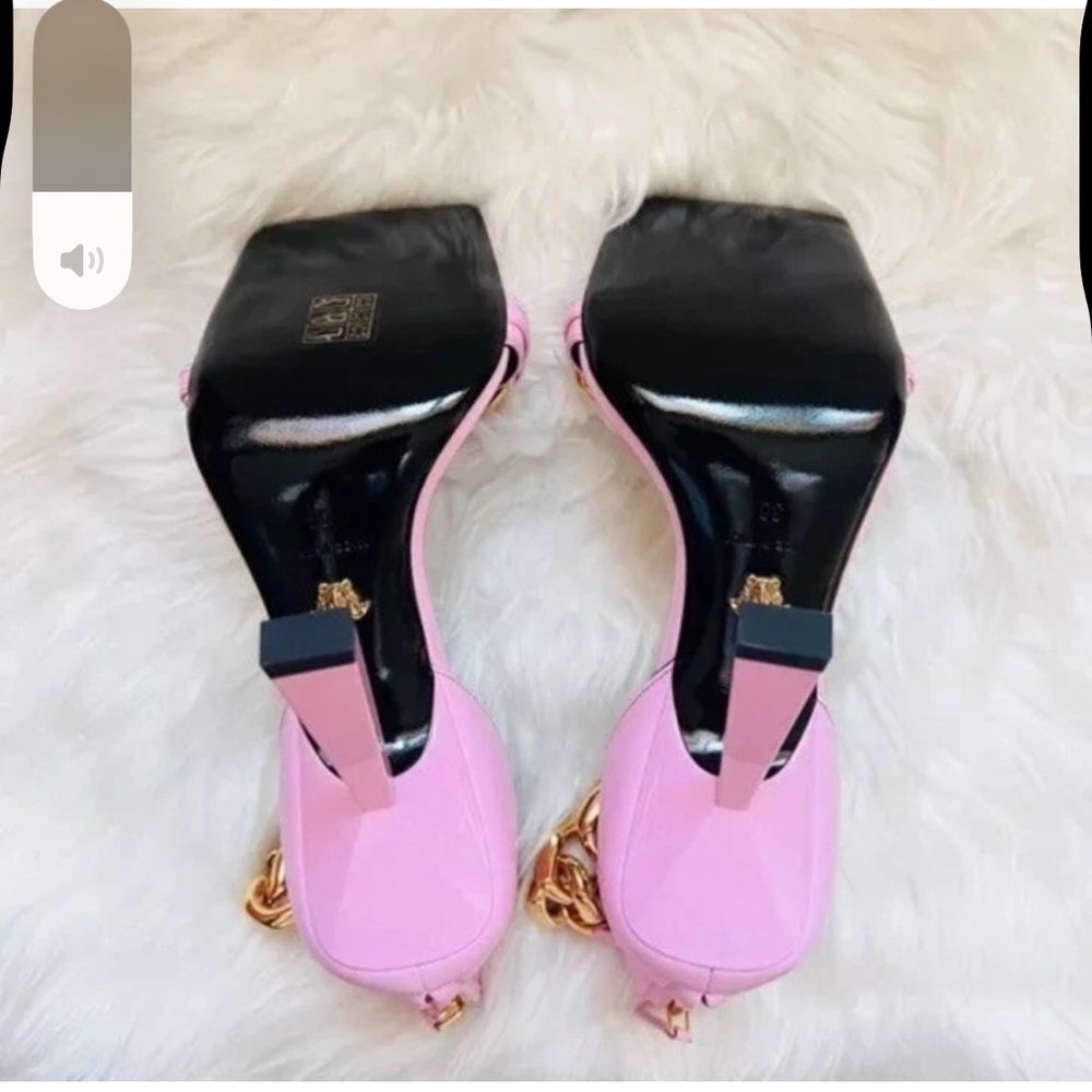 New! VERSACE Medusa Chain Square Toe Heels Pink Leather Gold Hardware Sandals - Picture 8 of 15